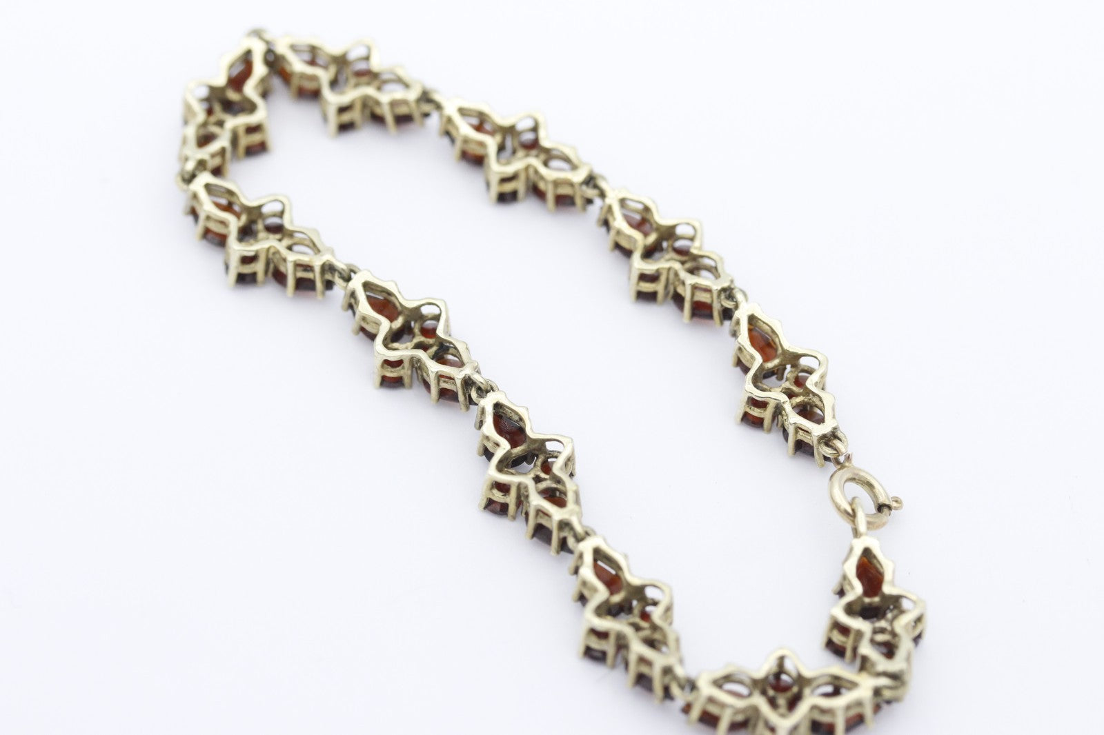 Wunderschöner Damen Armband aus 333 / 8k Gelbgold mit Granat Edelsteine