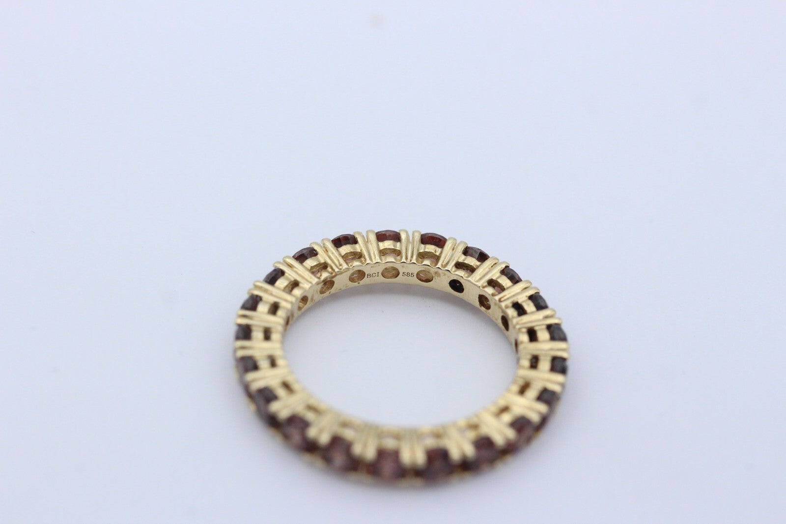 Traumhafter Granat Memory Damen Ring aus 585 / 14k Gelbgold mit Granate | Gr. 52