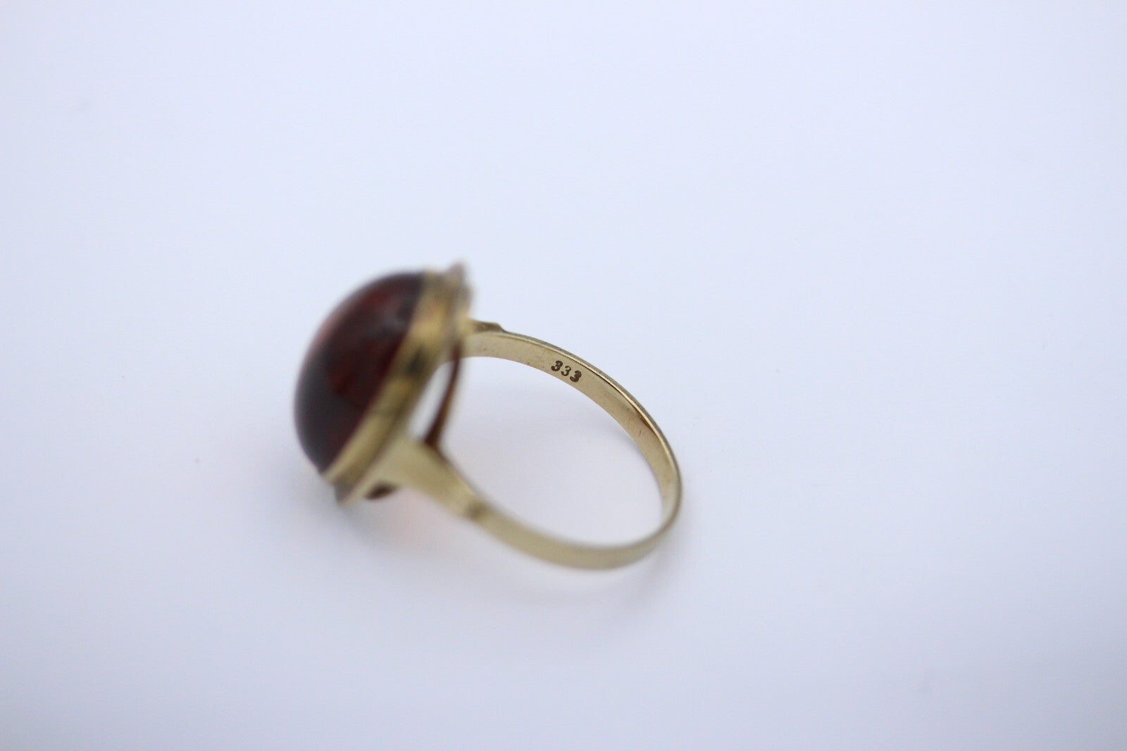 Antiker Unisex Gold Ring aus 333 / 8k Gelbgold mit ein Bernstein | Gr. 56