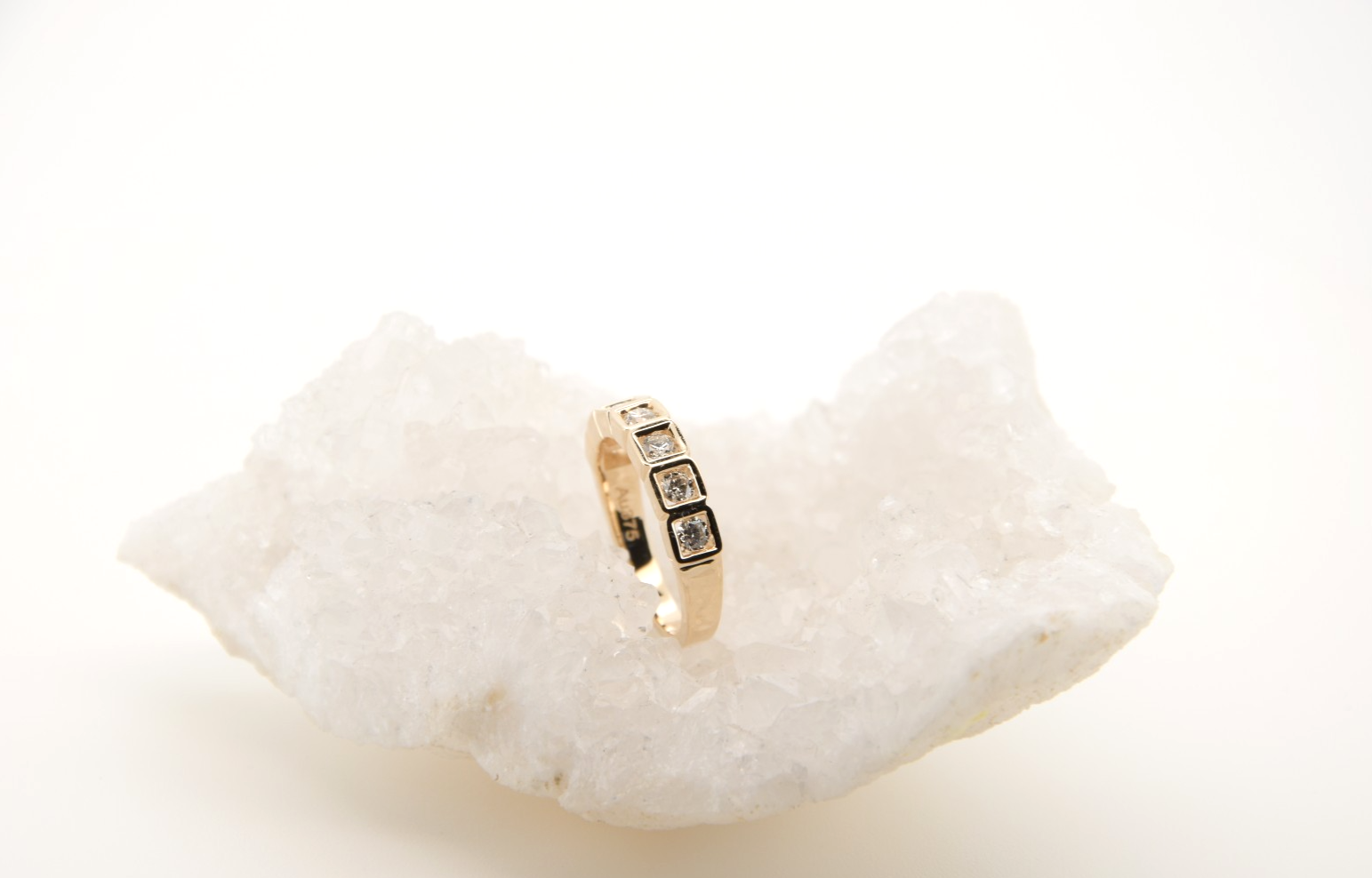 Schöner 375er (9K) Damen Goldring Roségold mit 7 Brillanten 0,40 ct. | Gr. 51