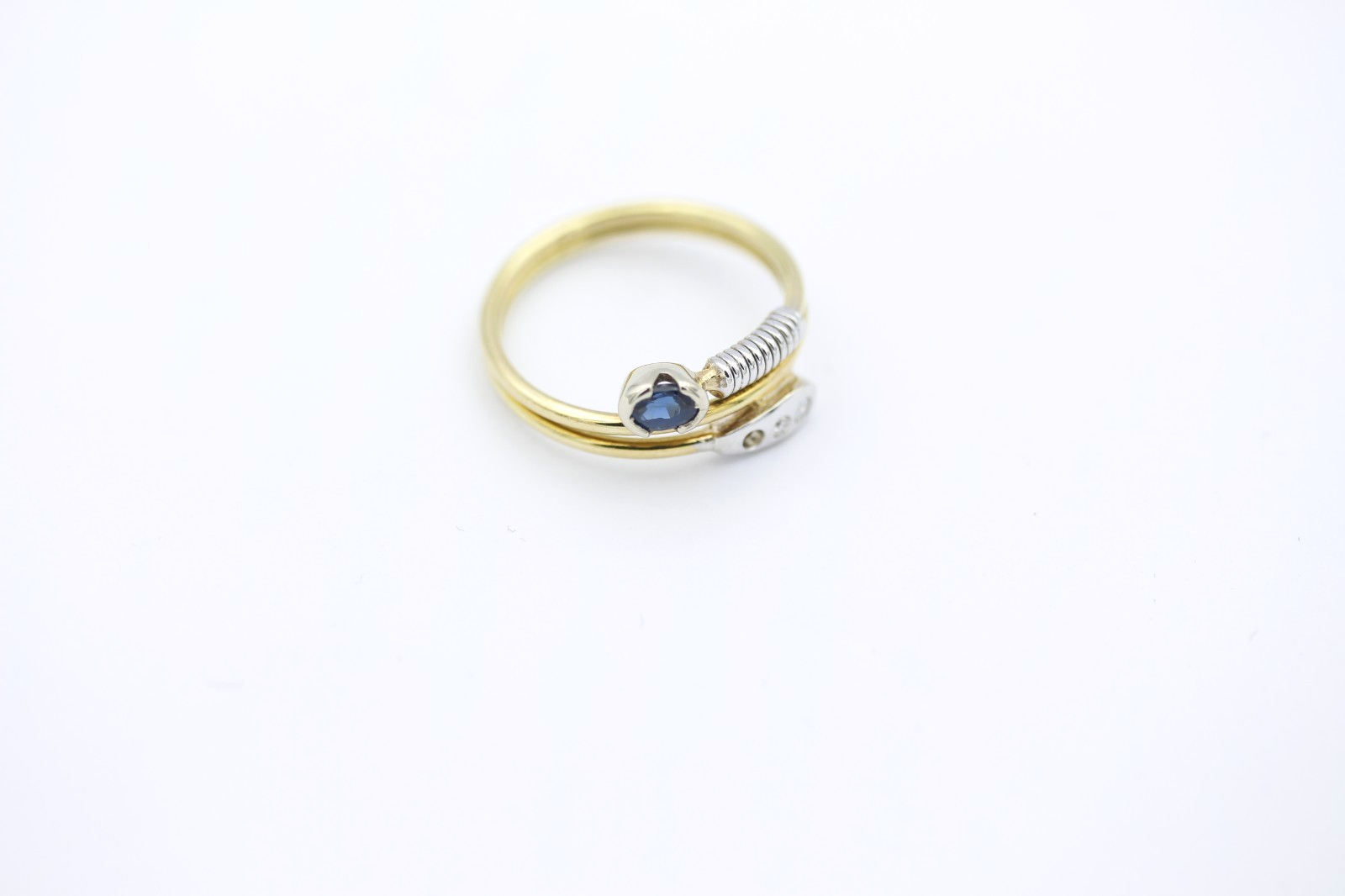 Außergewöhnlicher Designer Schlangenring 750 Gold mit Saphir & Brillanten Gr. 53