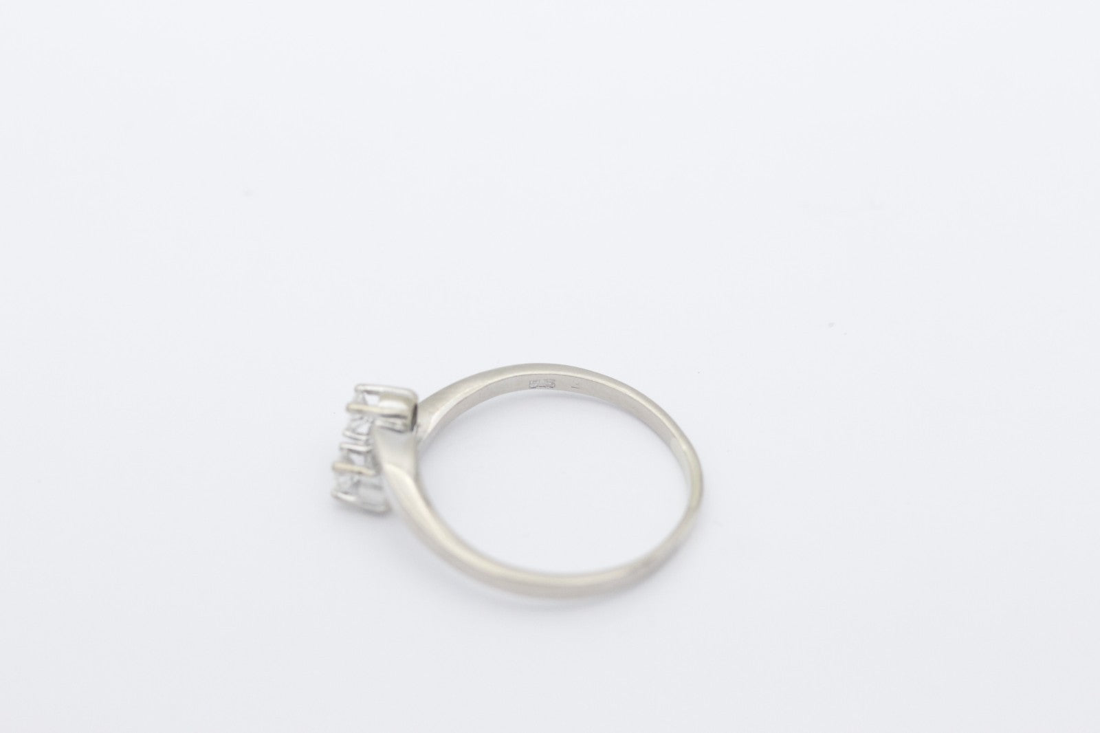 Damen Weißgold Ring aus 585 / 14k Gold mit 2 Brillanten | Gr. 59