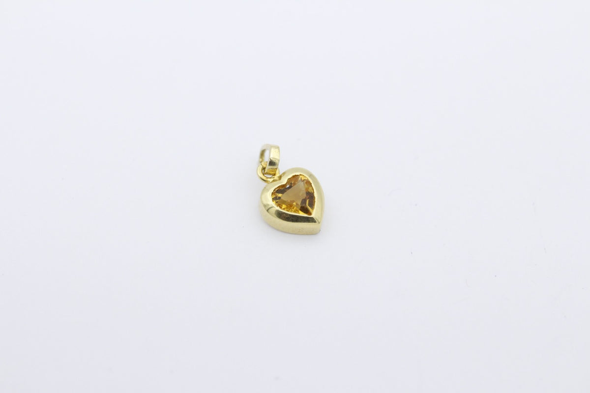 Schöner Herz Anhänger aus 750 / 18k Gelbgold mit ein Citrin in Herzform