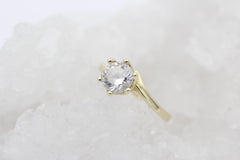 Wunderschöner Solitär Damen Ring aus 585 / 14k Gelbgold mit ein Zirkonia