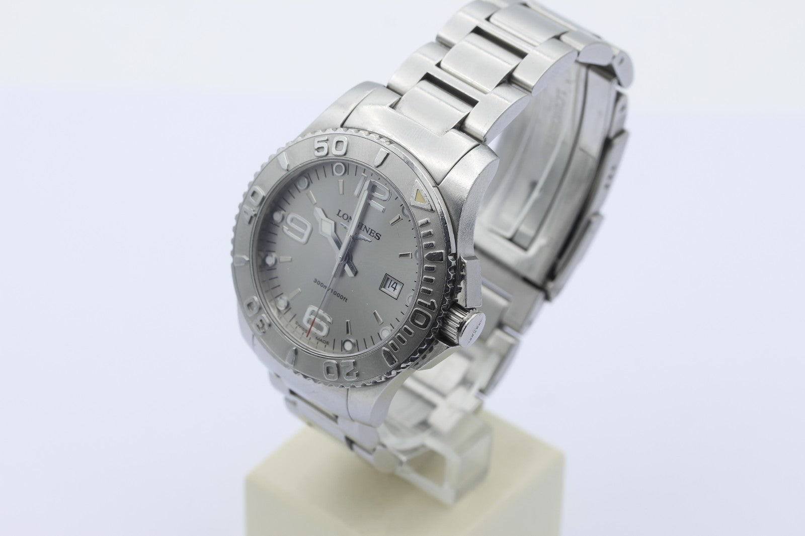 Longines Hydro Conquest Quarz Herrenuhr L3.663.4 Edelstahl Silber 41mm