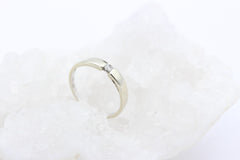 Schöner Solitär Damen Spannring aus 585 / 14K Weißgold mit ein Diamant 0,08 ct.