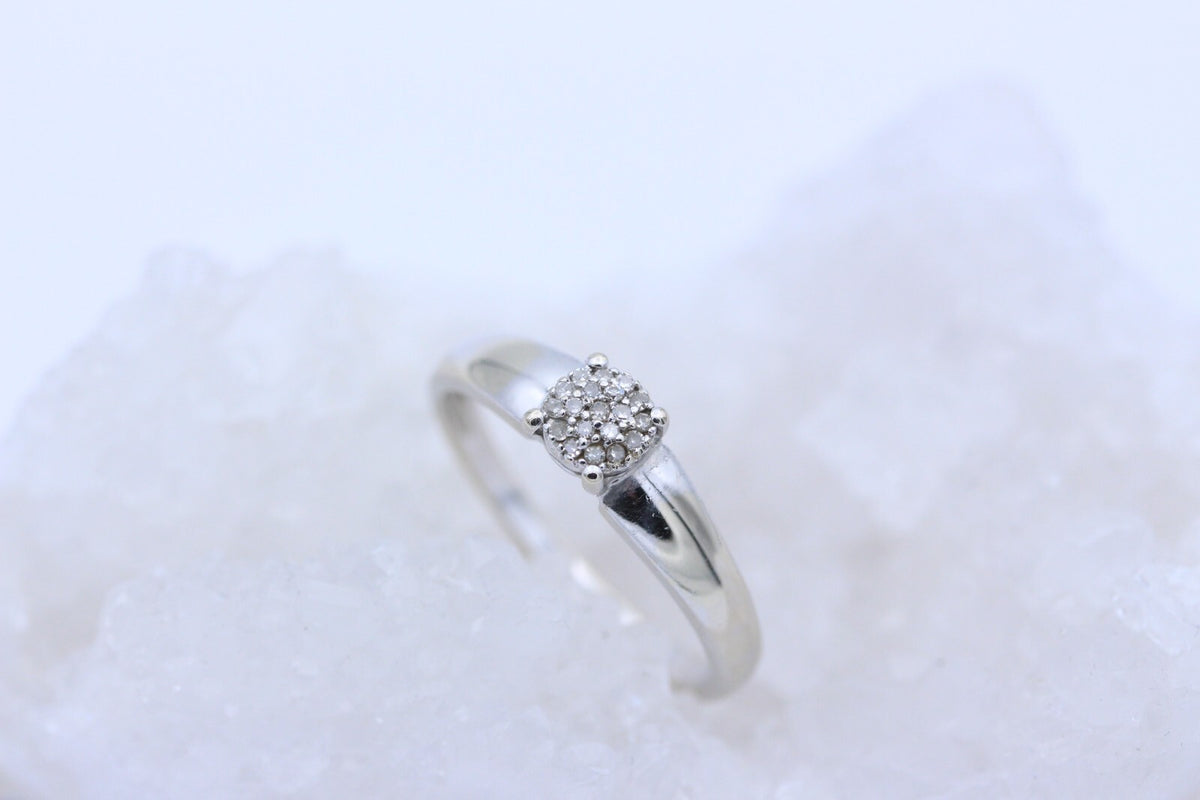 Schöner Damen Ring aus 585 / 14k Weißgold mit Brillanten ca. 0,10 ct. | Gr. 63