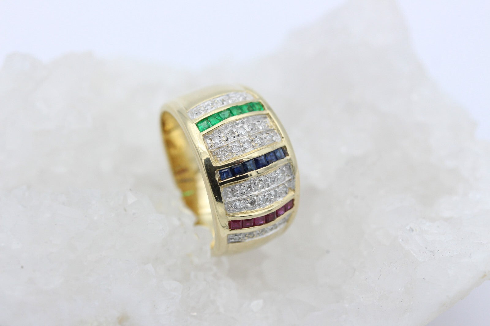 Prächtiger Damen Ring aus 585 / 14K Gold mit Rubin, Saphir, Smaragd & Diamanten