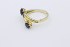 Wunderschöner Damen Ring aus 750er Gelbgold mit Saphir&Diamanten