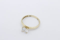 Wunderschöner Solitär Damen Ring aus 585 / 14 Karat Gelbgold mit ein Zirkonia