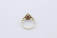 Schöner Damen Ring aus 375/9k Gelbgold mit ein echten Edelstein & Diamanten