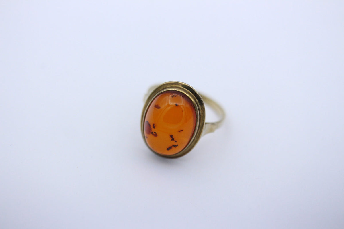 Antiker Unisex Gold Ring aus 333 / 8k Gelbgold mit ein Bernstein | Gr. 56