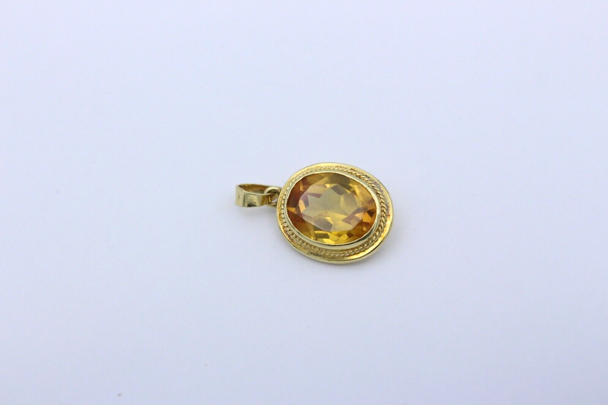 Schöner Anhänger aus 585 / 14K Gelbgold mit ein Citrin Edelstein