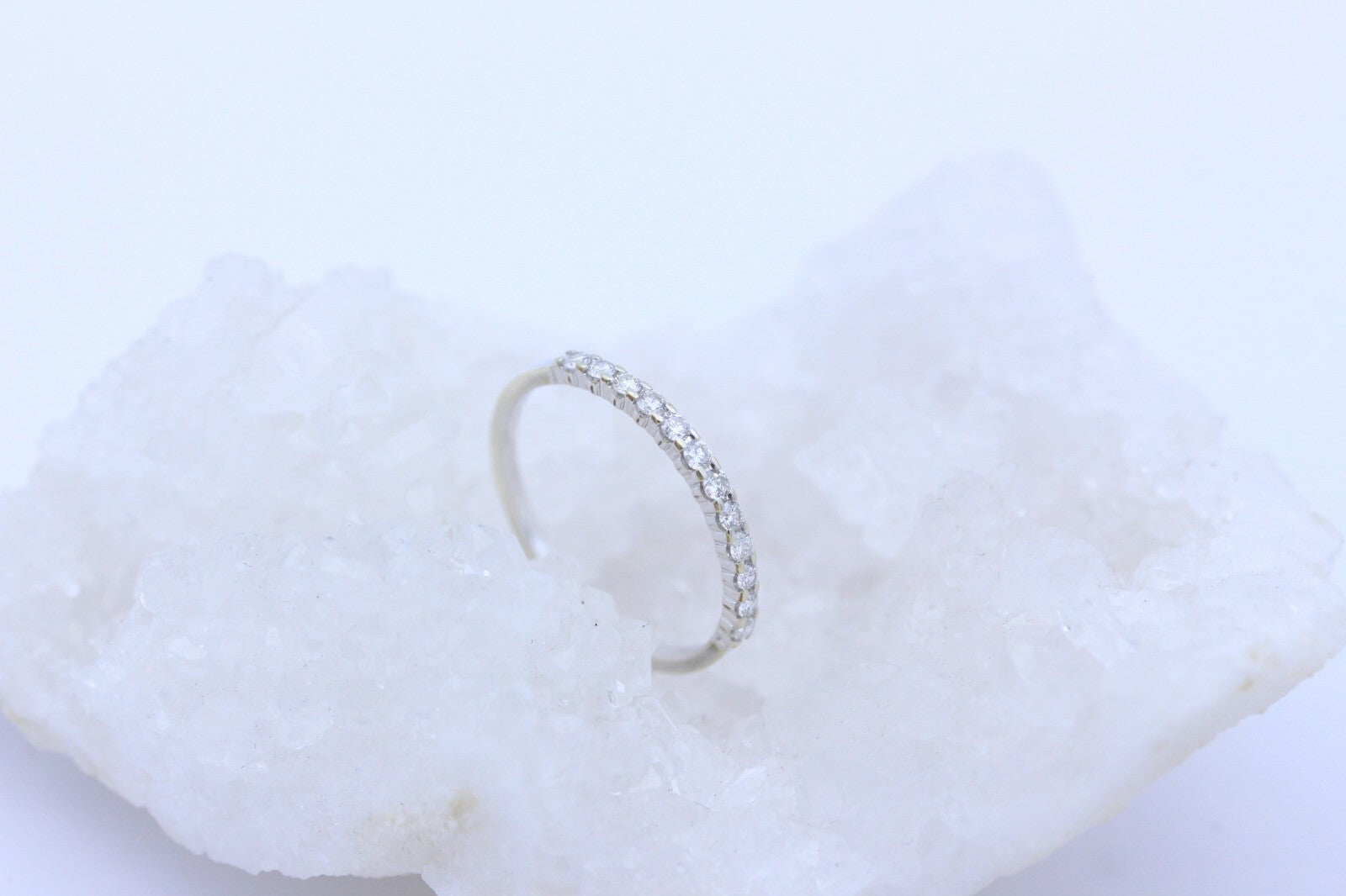 Zarter Christ Damen Ring Halb Memory Brillanten aus 585 / 14k Weißgold | Gr. 54