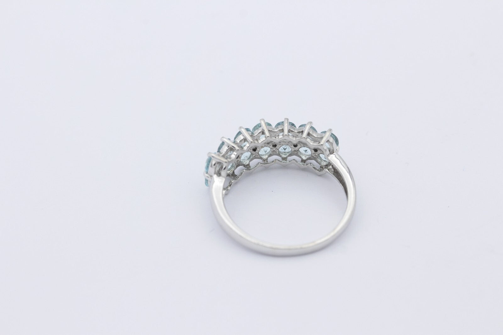 Schöner R&C Goldschmiedearbeit Damen Ring aus 750/18k Weißgold mit Aquamarine